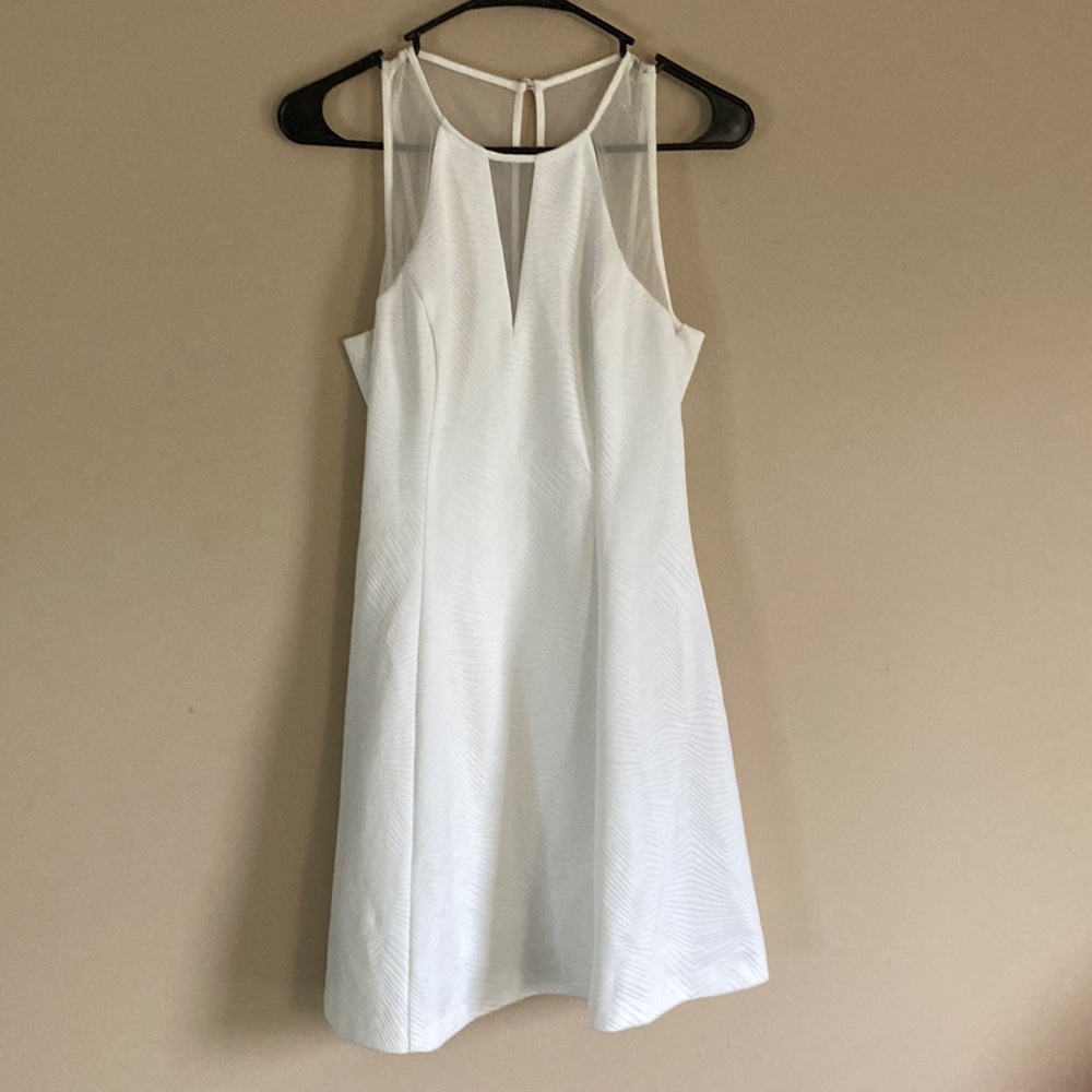 White Dress Size 6 Guess brand